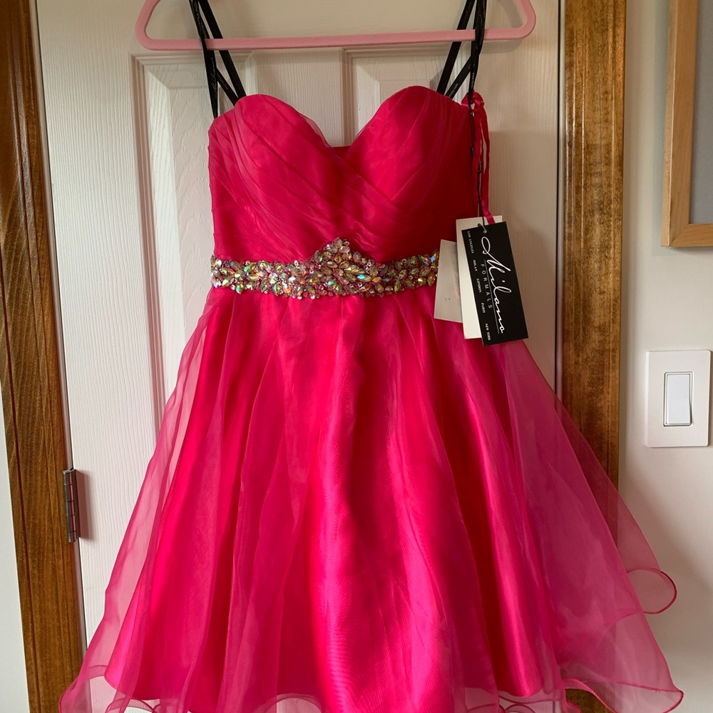 Gown Formal Milano Prom or Cocktail Dress - Size 4 in Fuchsia Pink. NWT Gorgeous